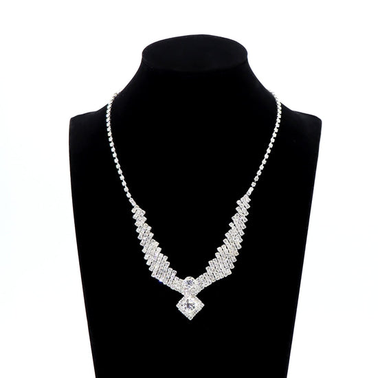 Wings Decor Diamond Charm Necklace