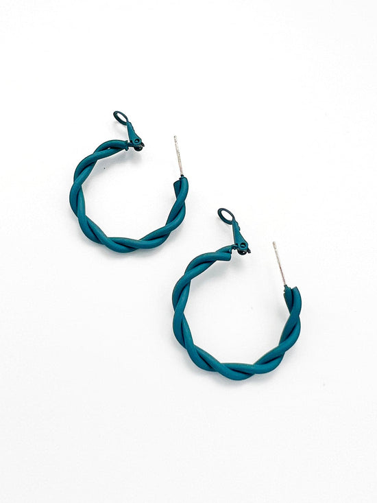 La vigne Everyday Hoop Earrings Blue