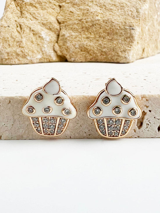 Vanillish Golden Colour Earrings (7 / PACK)