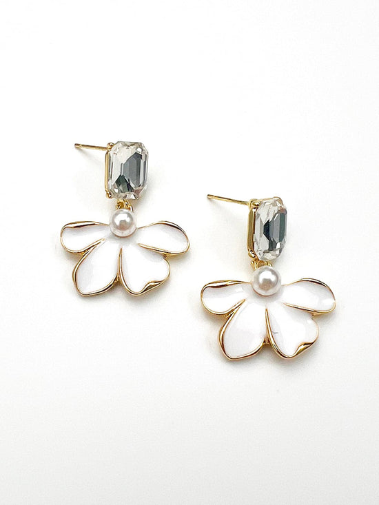 Pubbon Gold Stud Earrings
